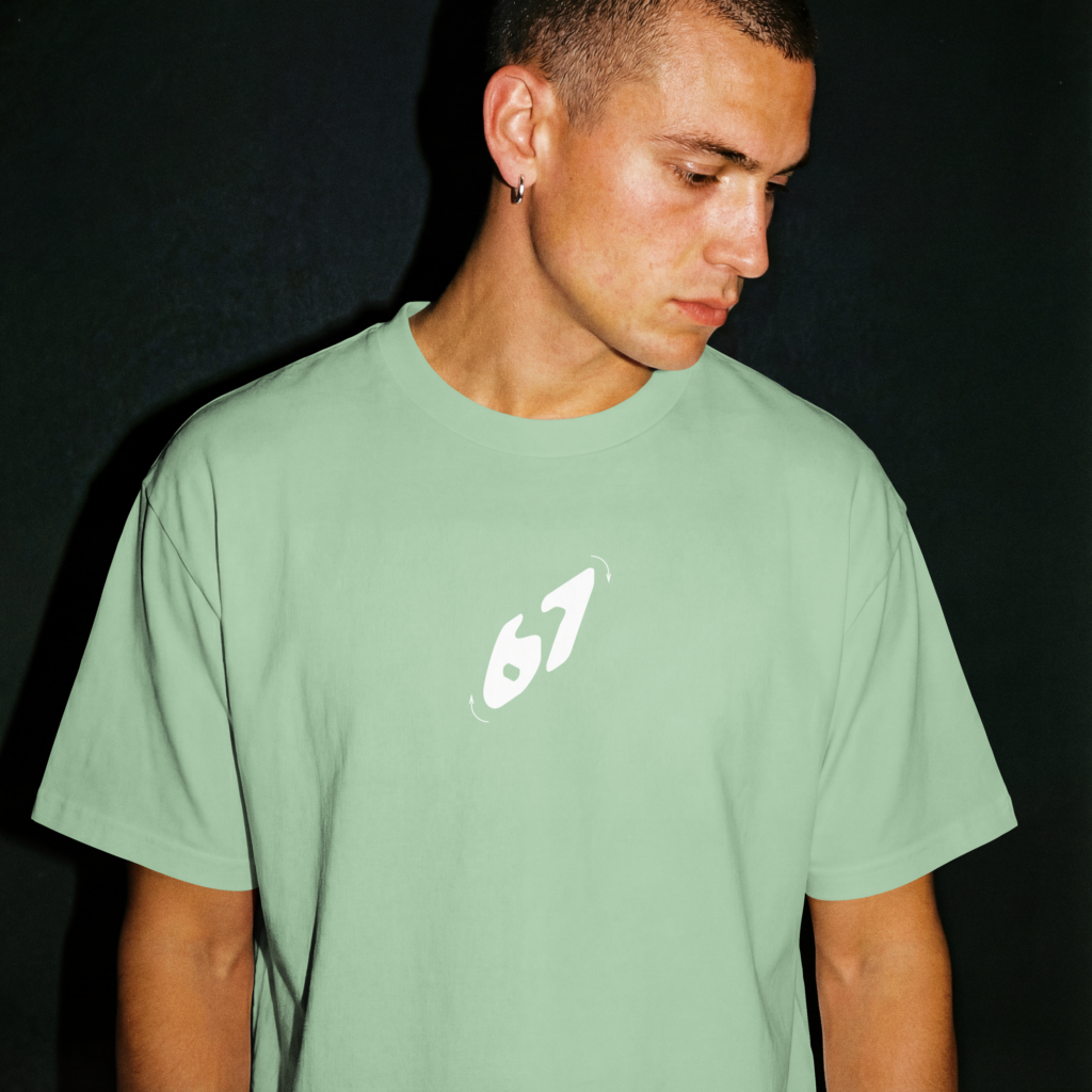 AURAON Six Seven jade green oversized terry t-shirt